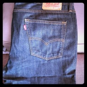 Levis 514